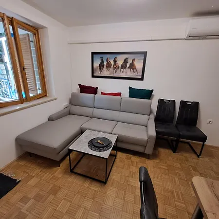 Apartment Milenium *